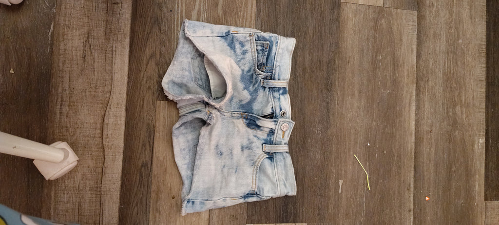Shorts size 7 in kids